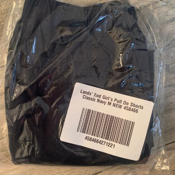 NWT LANDS' END‎ GIRL'S PULL ON ELASTIC WAIST SHORTS CLASSIC NAVY MEDIUM - Picture 3 of 5